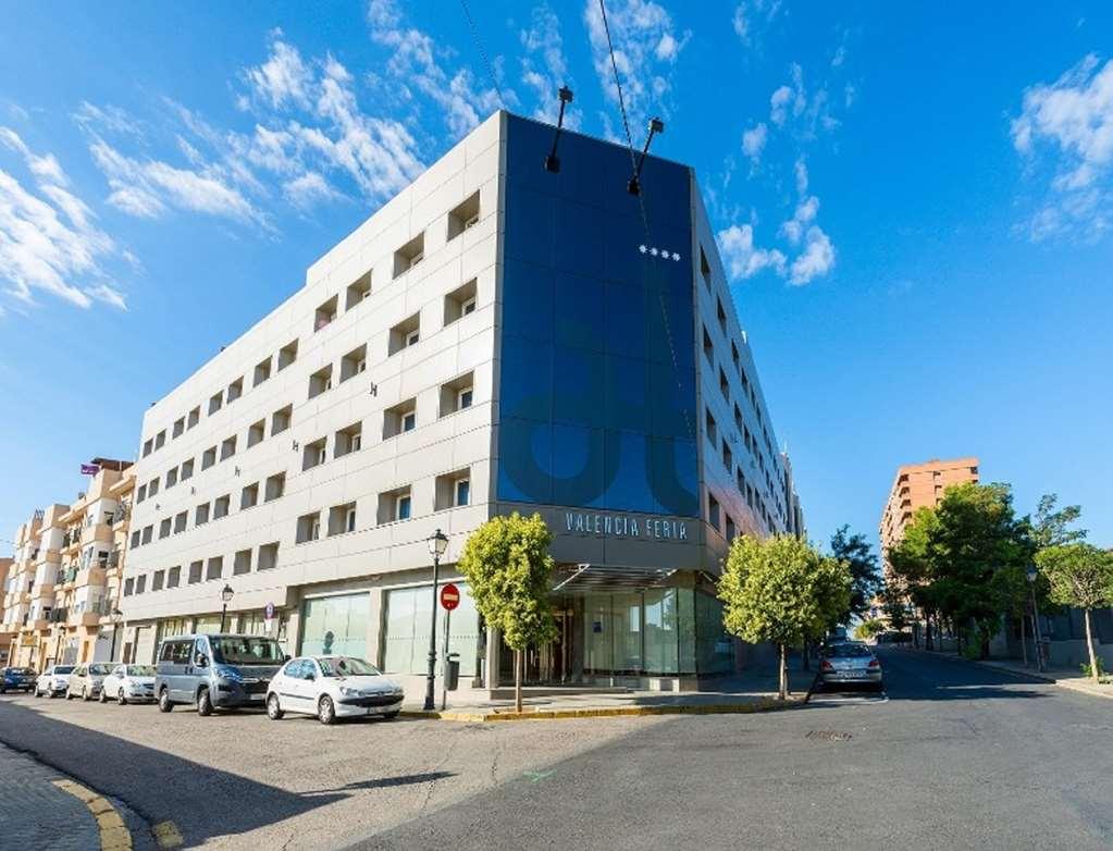 ホテル Port Feria バレンシア エクステリア 写真